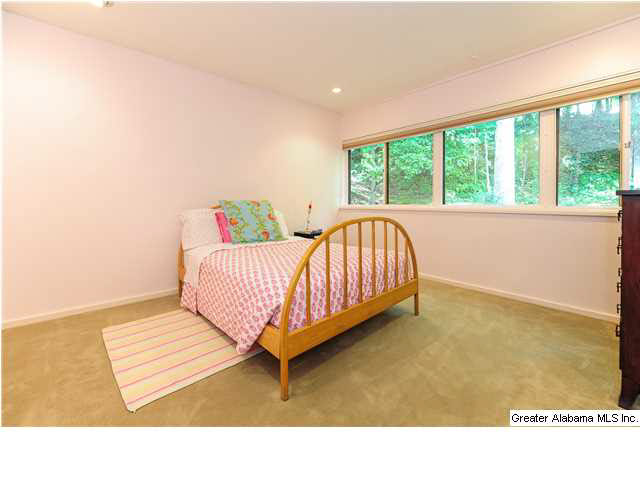 421 Michael Lane Birmingham, AL 35213 - Photo 24 of 32
