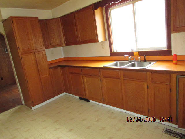 22 West Beaver Road Kawkawlin, MI 48631 - Photo 10 of 13