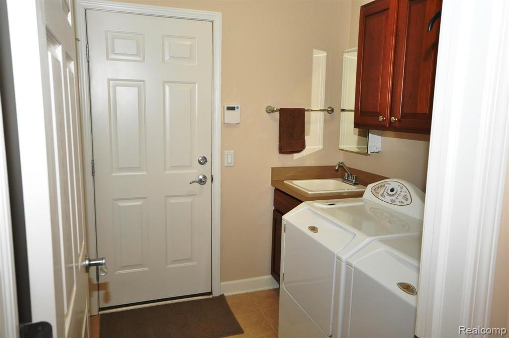 3669 Tremonte Circle, Unit 79 Rochester, MI 48306 - Photo 27 of 37