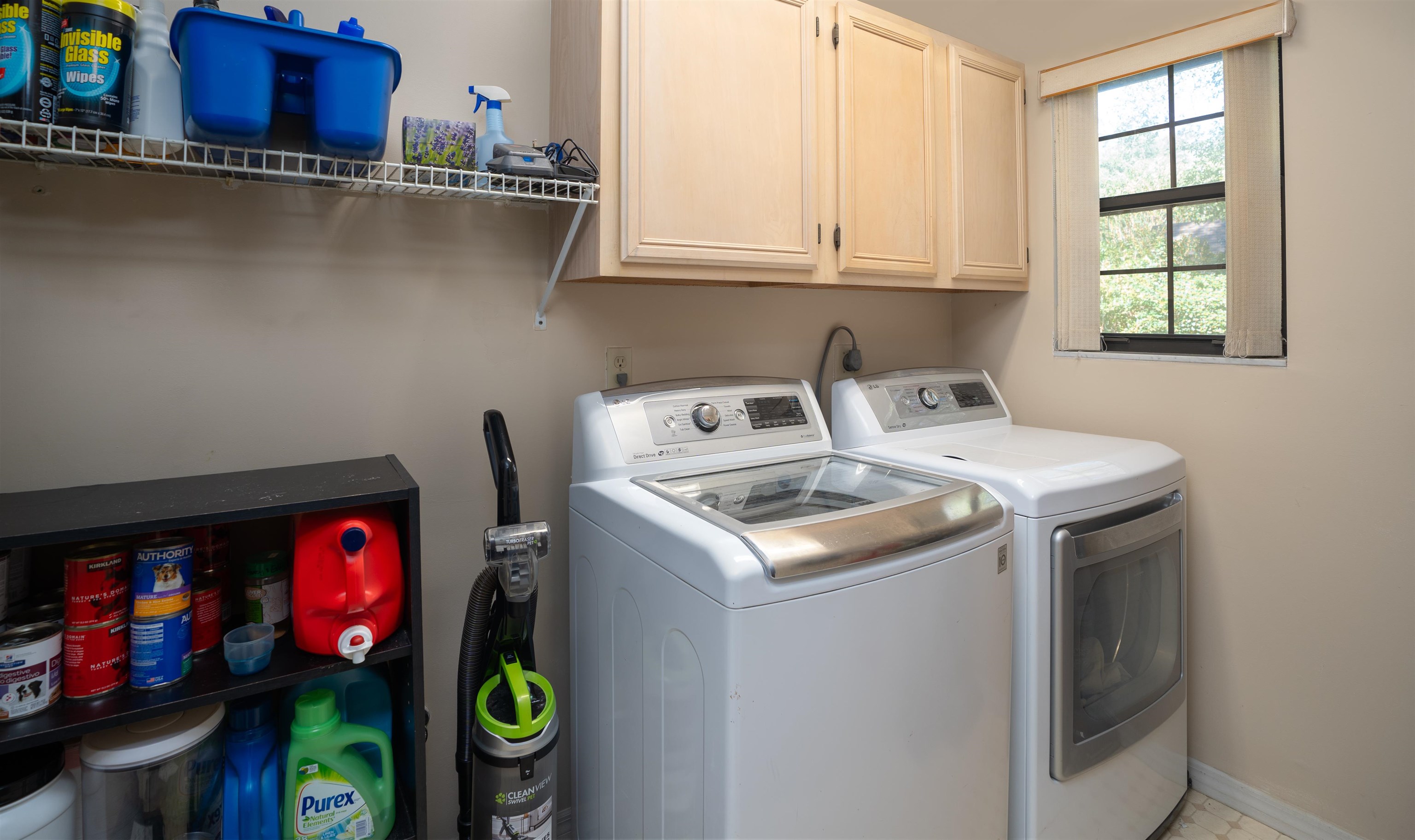4260 Wicks Branch Road St. Augustine, FL 32086 - Photo 29 of 31 a utility room with dryer and washer