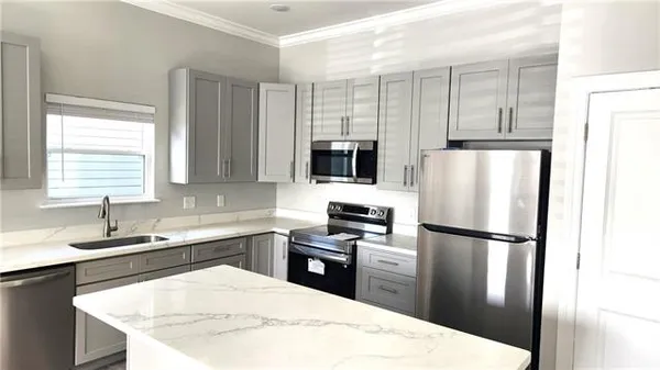 $2,000 | 2127 Connecticut Avenue, Unit A, Kenner, LA 70062