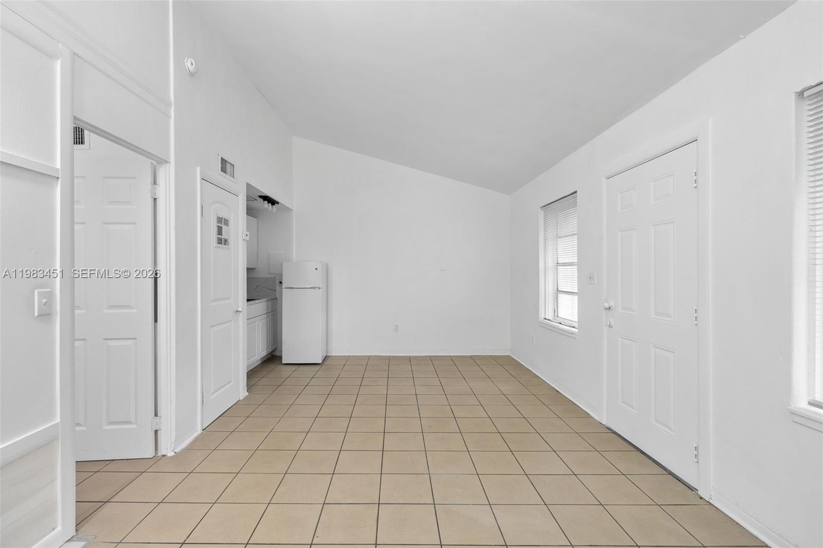 840 Southwest 7th Street, Unit 850 Miami, FL 33130 - Photo 5 of 12 a view of empty room