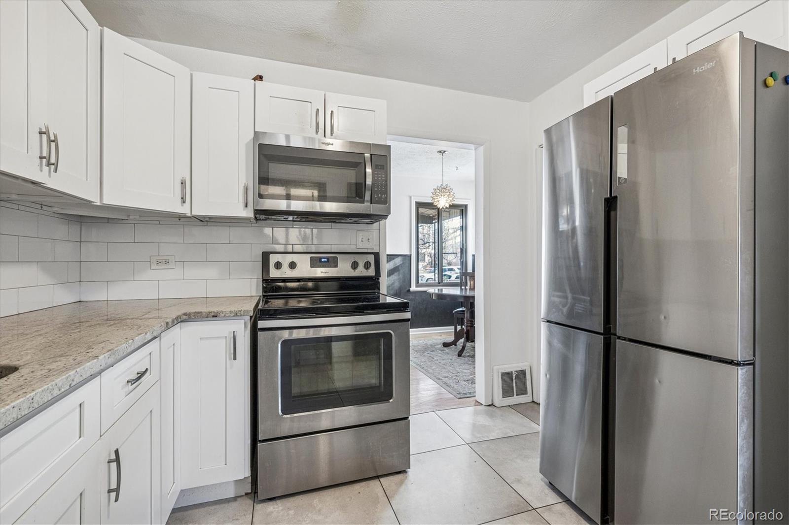 2325 Ironton Street Aurora, CO 80010 - Photo 11 of 26