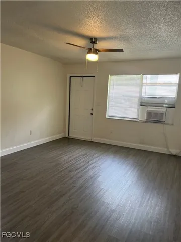 $1,145 | 721 Burdick Avenue, Fort Myers, FL 33905