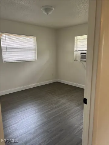 $1,145 | 721 Burdick Avenue, Fort Myers, FL 33905