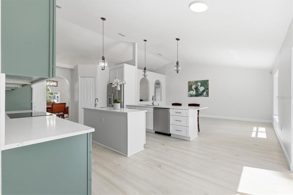 18063 Parrot Road Weeki Wachee, FL 34614 - Photo 18 of 52