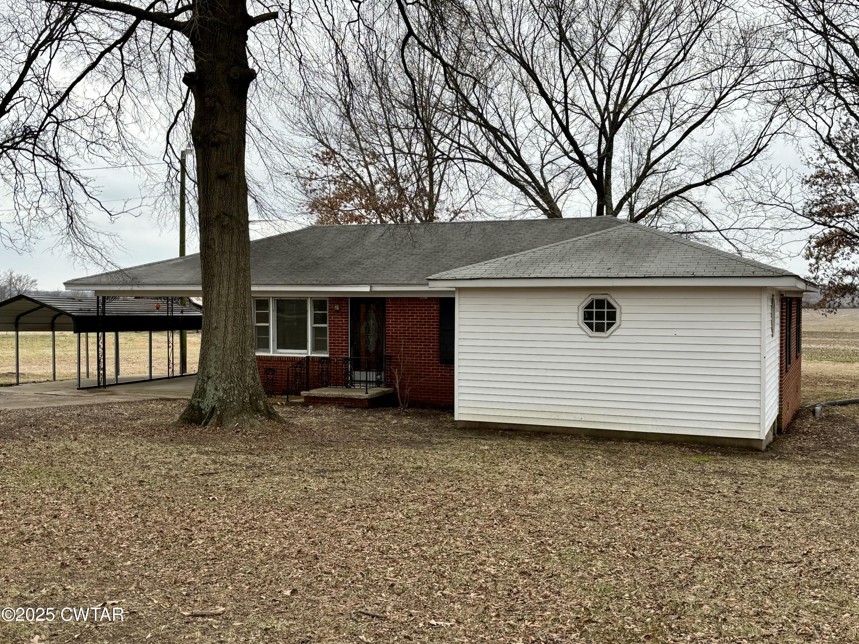 1339 Jerald White Road Friendship, TN 38034 - Photo 2 of 21 IMG_2710