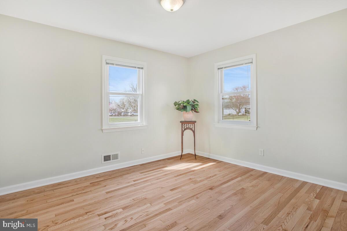 112 South Midfield Road Linthicum Heights, MD 21090 - Photo 19 of 51