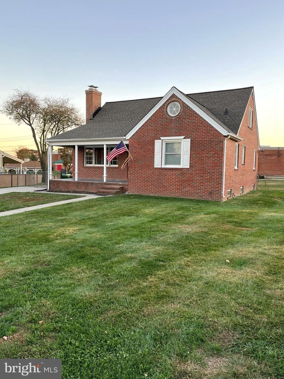 112 South Midfield Road Linthicum Heights, MD 21090 - Photo 2 of 51