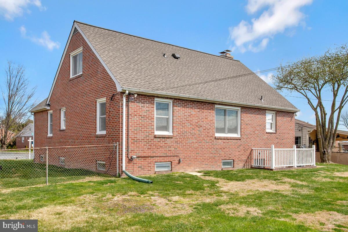 112 South Midfield Road Linthicum Heights, MD 21090 - Photo 36 of 51