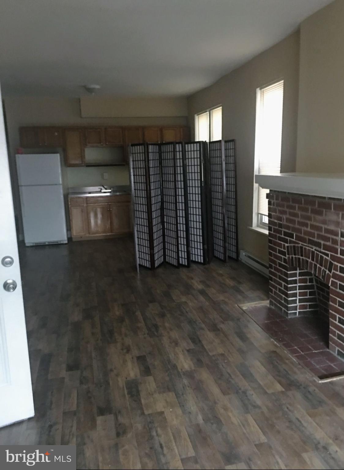 726 North Front Street Reading, PA 19601 - Photo 6 of 13