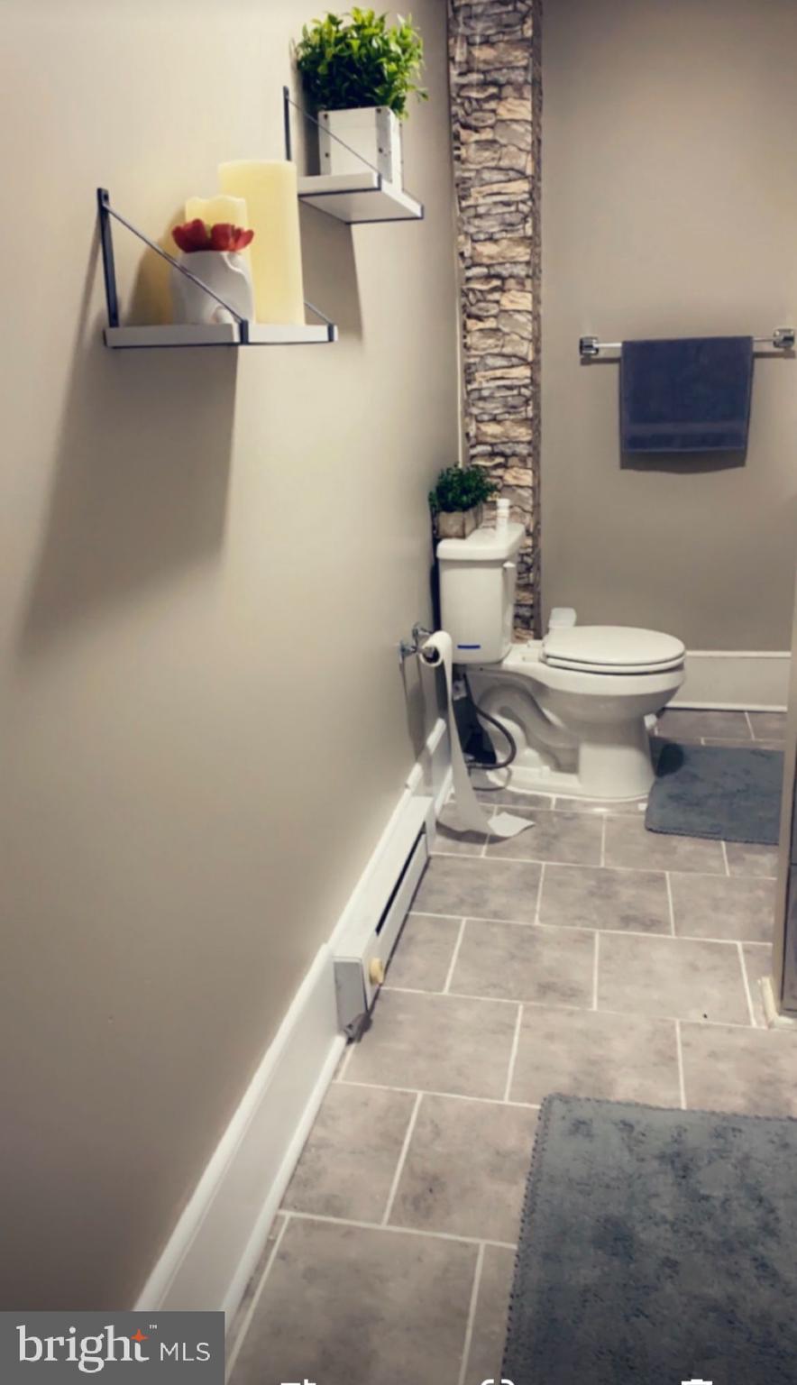 726 North Front Street Reading, PA 19601 - Photo 10 of 13