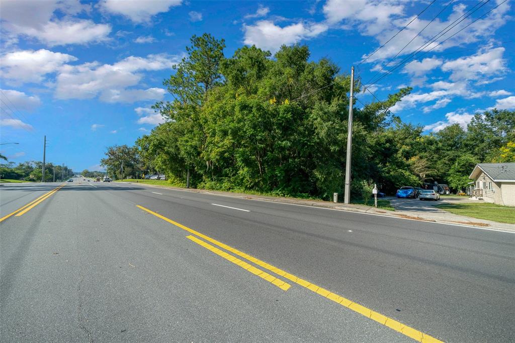 0 Southeast 15th Street Ocala, FL 34471 - Photo 4 of 22 a view of a street