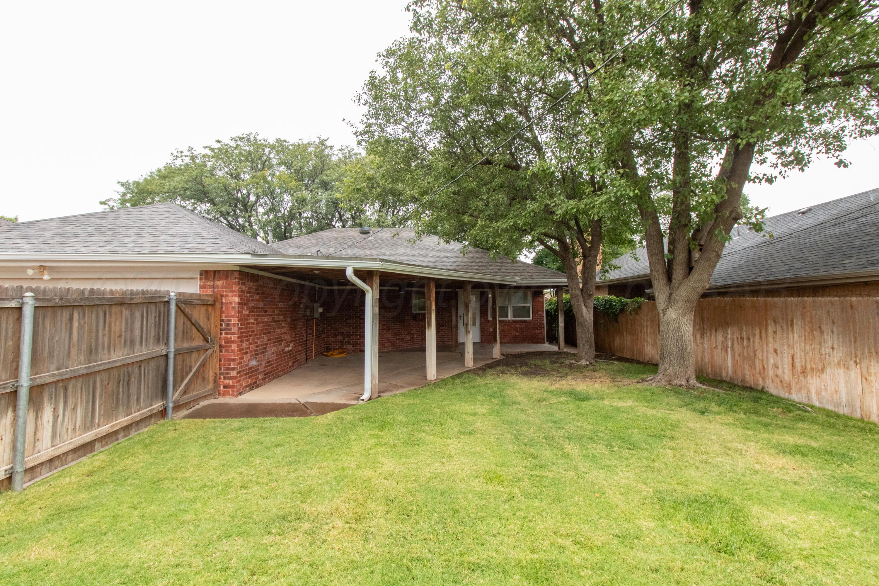 4211 Rondo Avenue Amarillo, TX 79110 - Photo 33 of 35 035