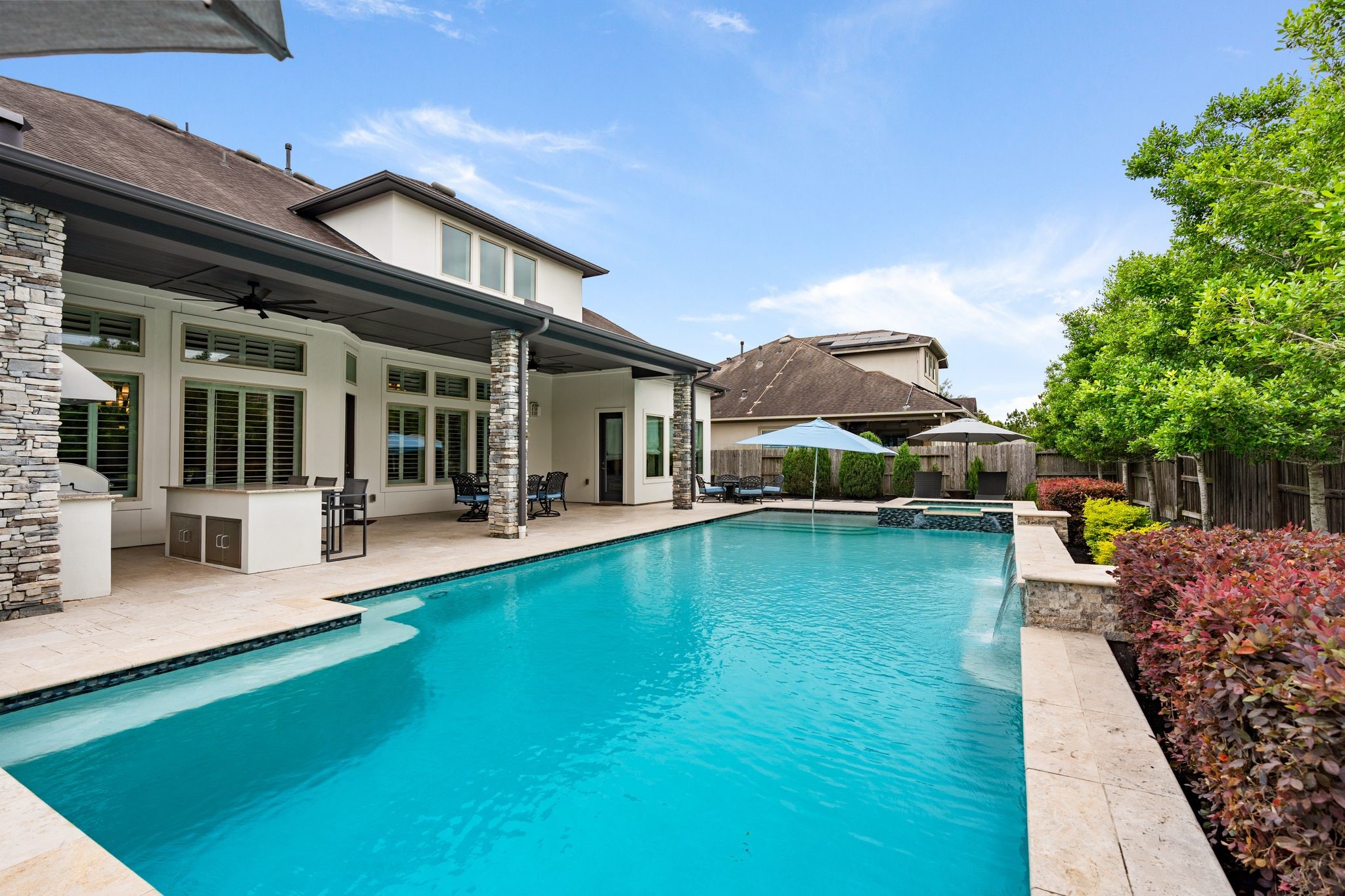 2926 Fairmont Ridge Lane Katy, TX 77494 - Photo 45 of 49 a view of a house with swimming pool and sitting area