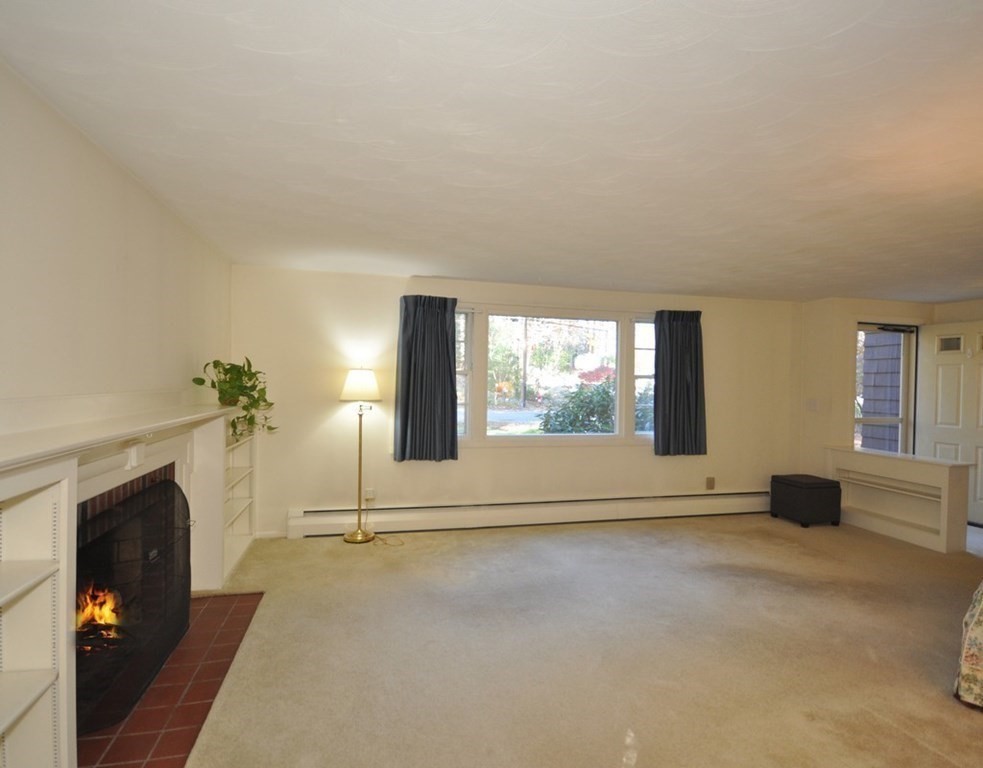 6 Duggan Road Acton, MA 01720 - Photo 4 of 33