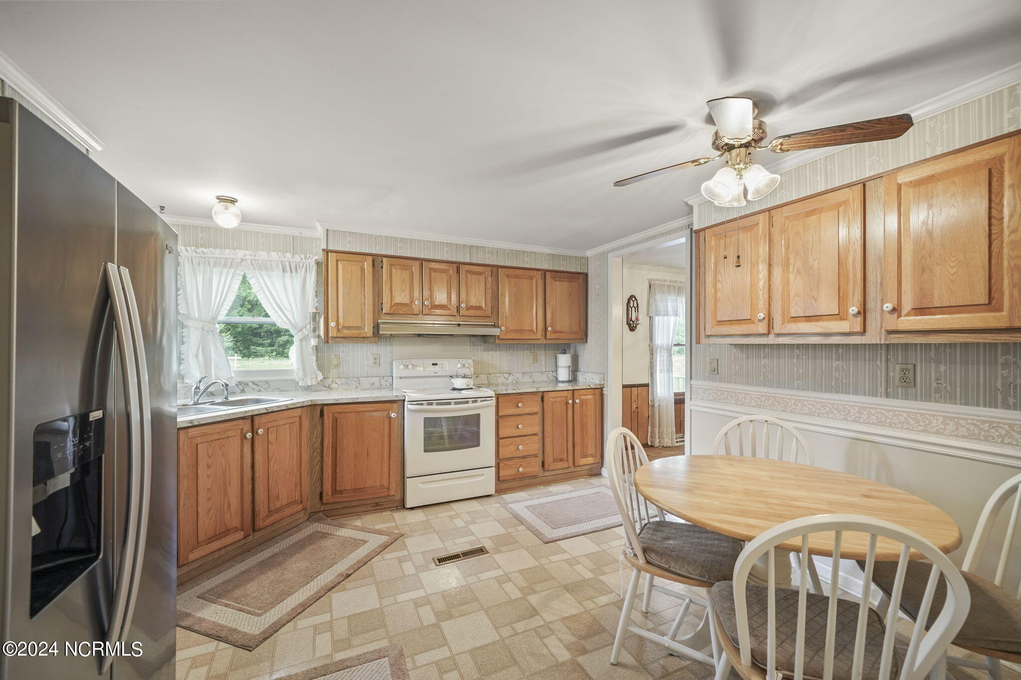 8108 Zebulon Road Youngsville, NC 27596 - Photo 7 of 39 22-web-or-mls-DSC08944