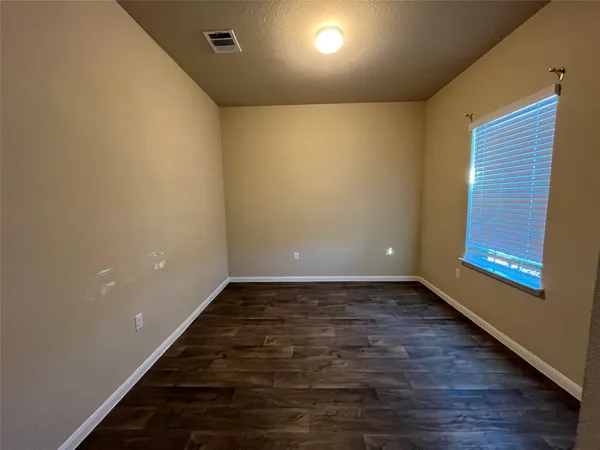 $1,995 | 501 Cibolo Creek Drive, Kyle, TX 78640