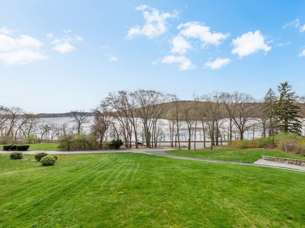 1789 Great Pond Road North Andover, MA 01845 - Photo 4 of 41 Gallery Image 4