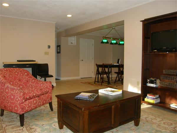 255 East Emerson Road Lexington, MA 02420 - Photo 16 of 18 Gallery Image 16