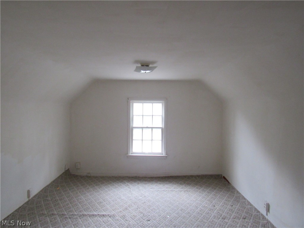 3568 Normandy Road Cleveland, OH 44120 - Photo 6 of 35