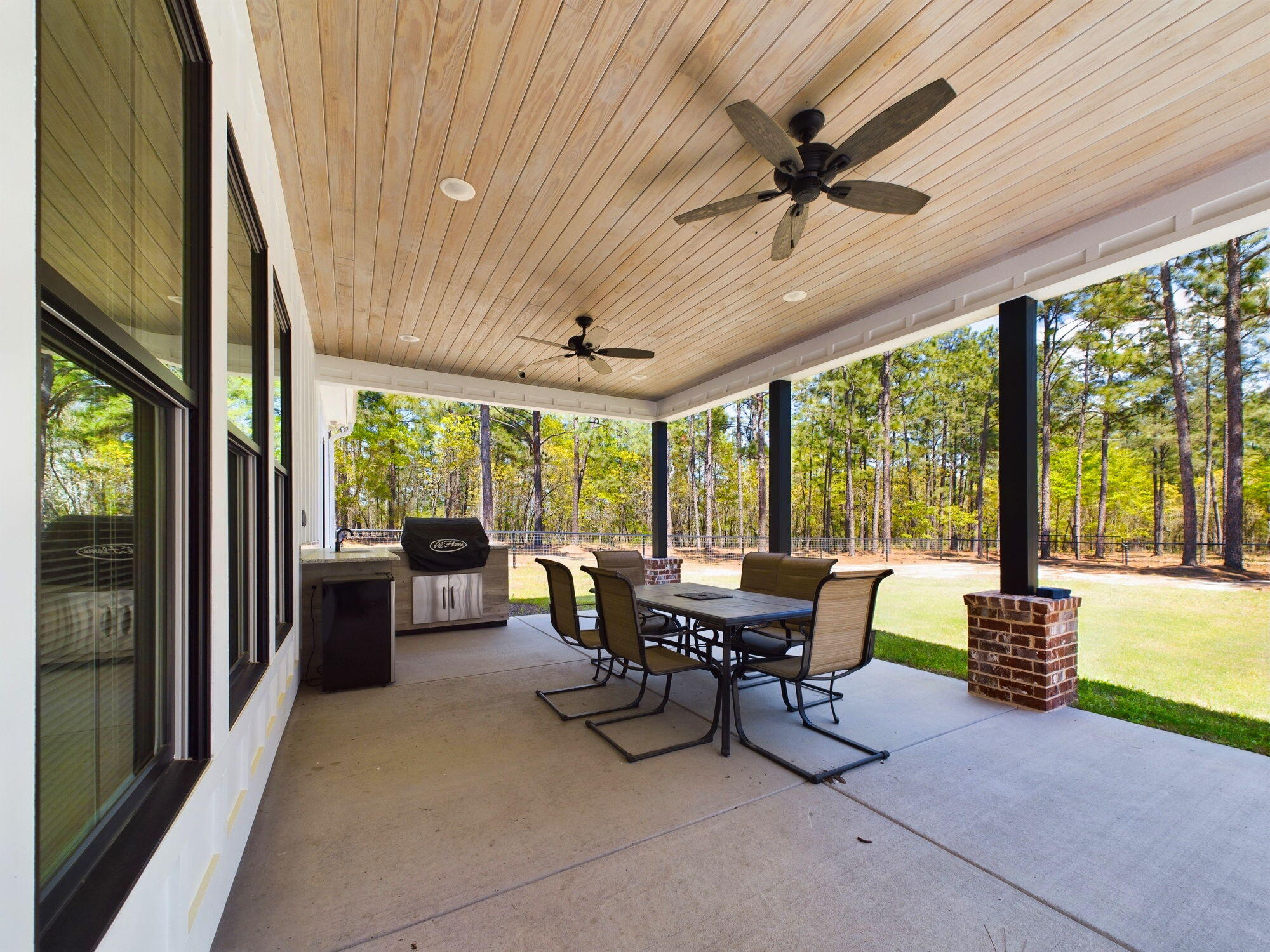 4202 Deans Bridge Road Hephzibah, GA 30815 - Photo 54 of 64 Back porch