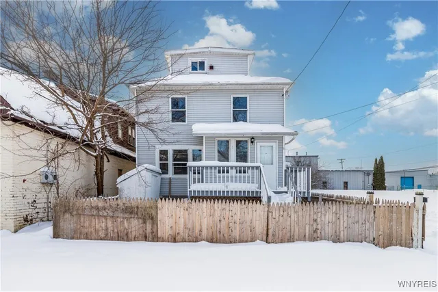 $129,900 | 2213 Mackenna Avenue, Niagara Falls, NY 14303