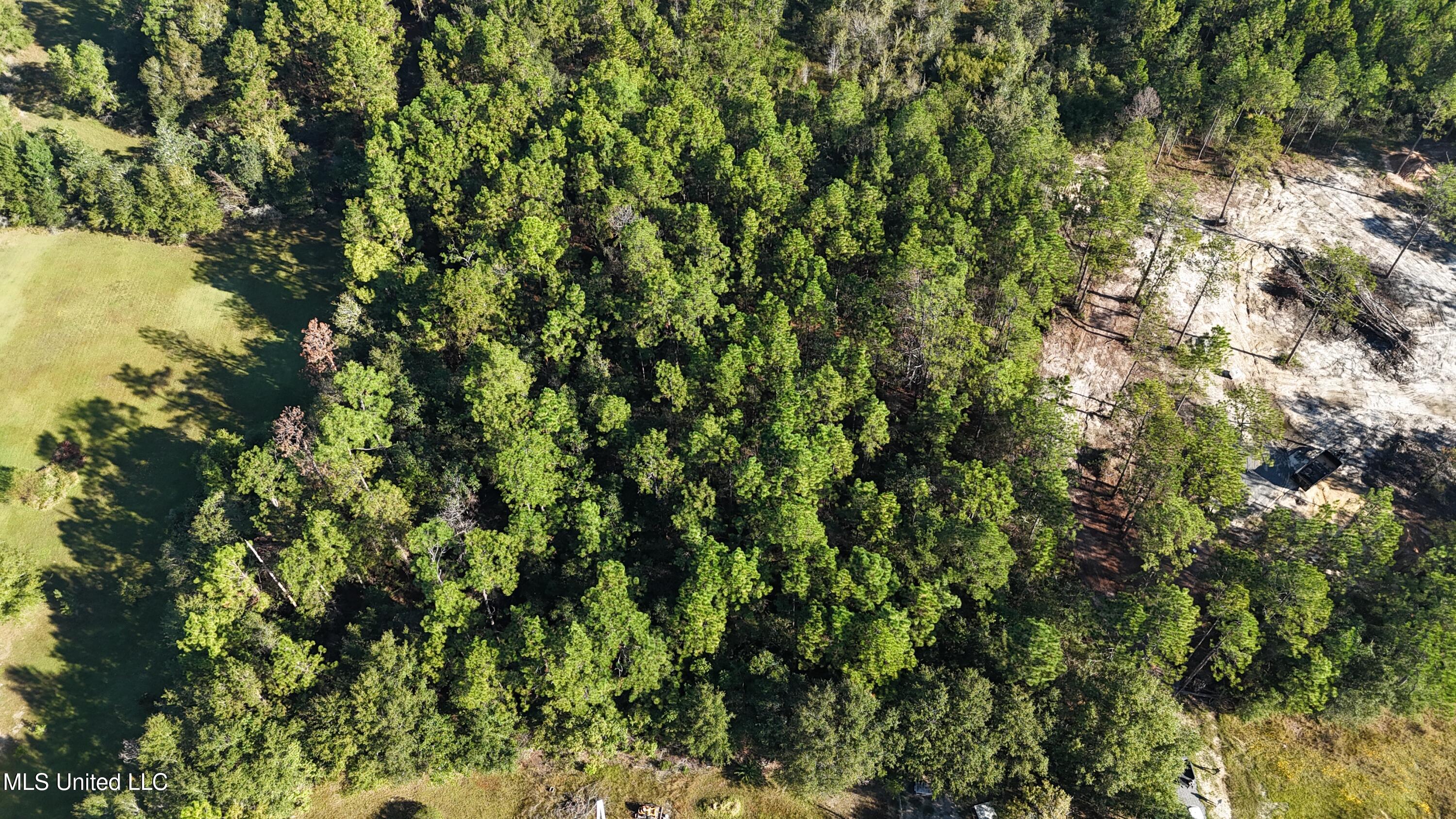 Glendale Road Ocean Springs, MS 39565 - Photo 5 of 6 dji_fly_20251013_091424_0202_17603652177