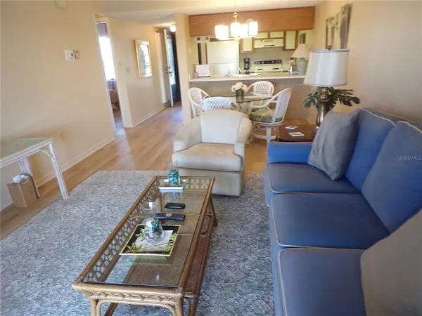 $2,400 | 4016 Oakview Drive, Unit J9, Port Charlotte, FL 33980