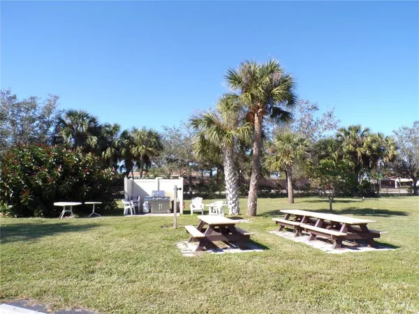 $2,400 | 4016 Oakview Drive, Unit J9, Port Charlotte, FL 33980