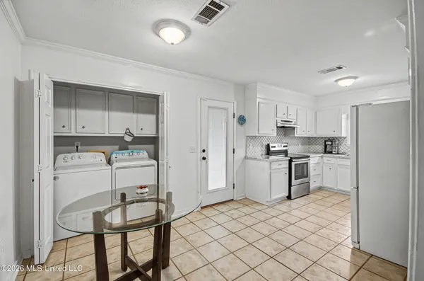 $285,000 | 606 Honeysuckle Drive, Madison, MS 39110