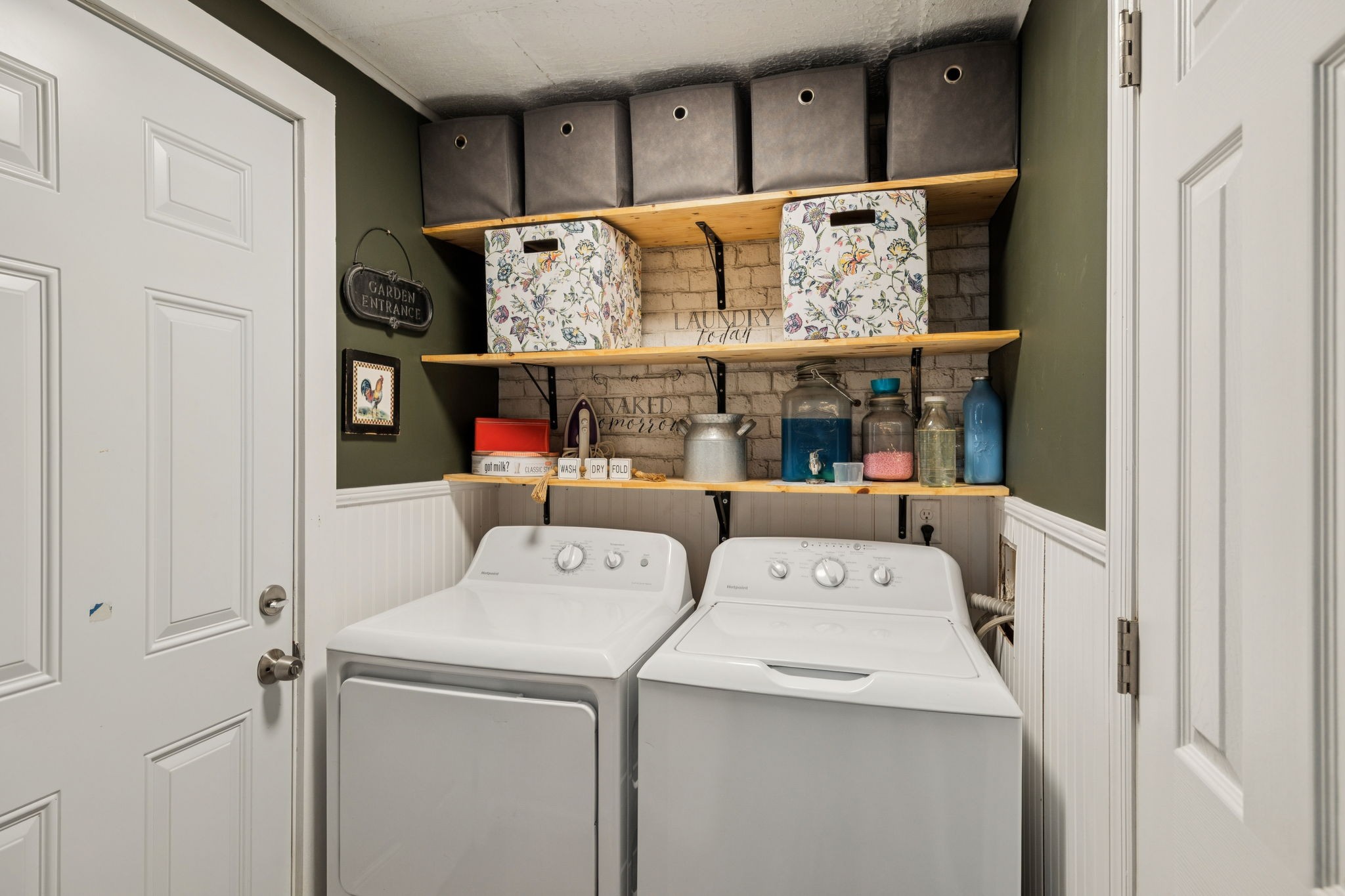 2108 Lance Court Centerville, TN 37033 - Photo 35 of 51 a utility room with dryer and washer