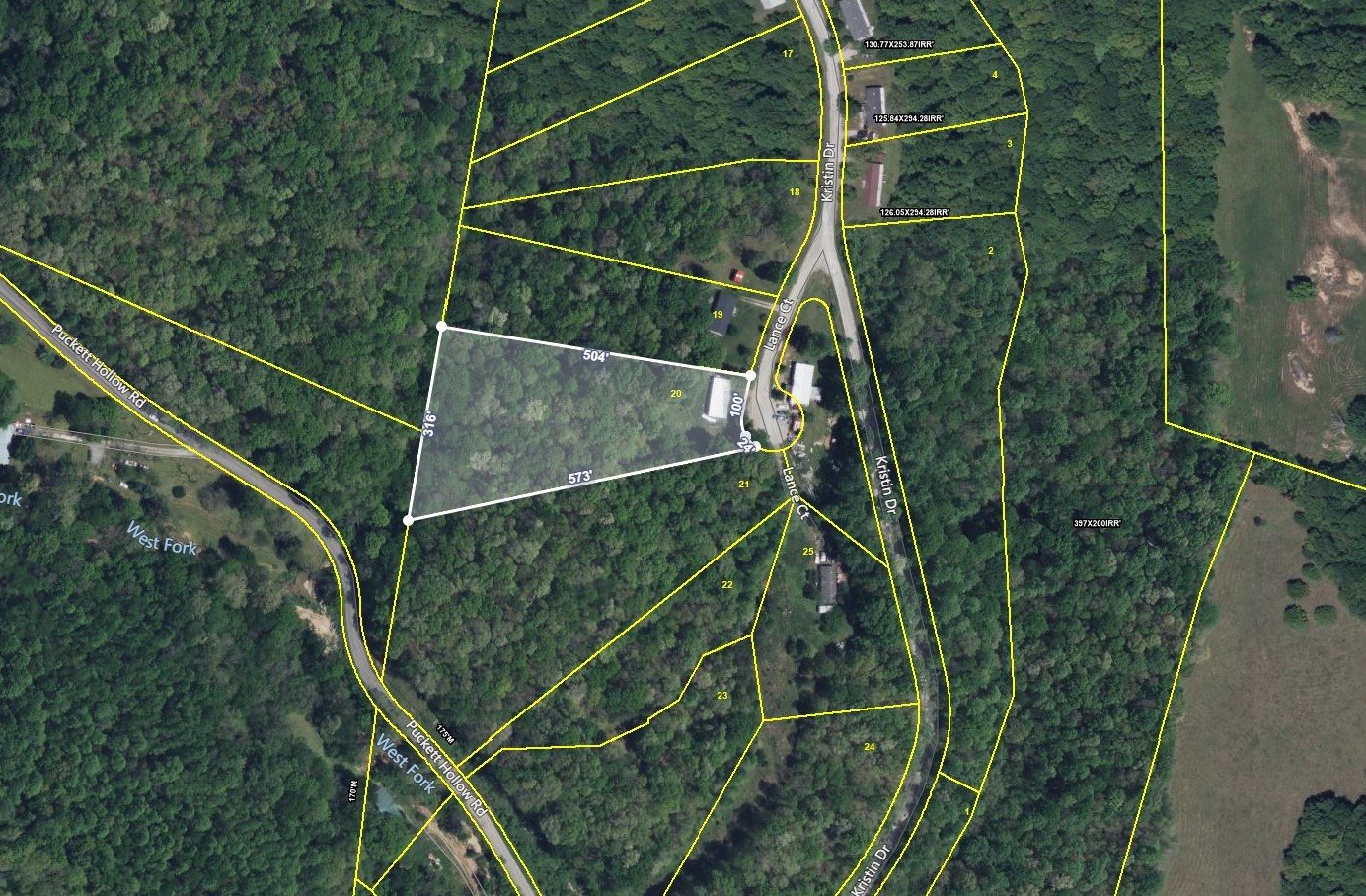 2108 Lance Court Centerville, TN 37033 - Photo 37 of 51 a view of a balcony