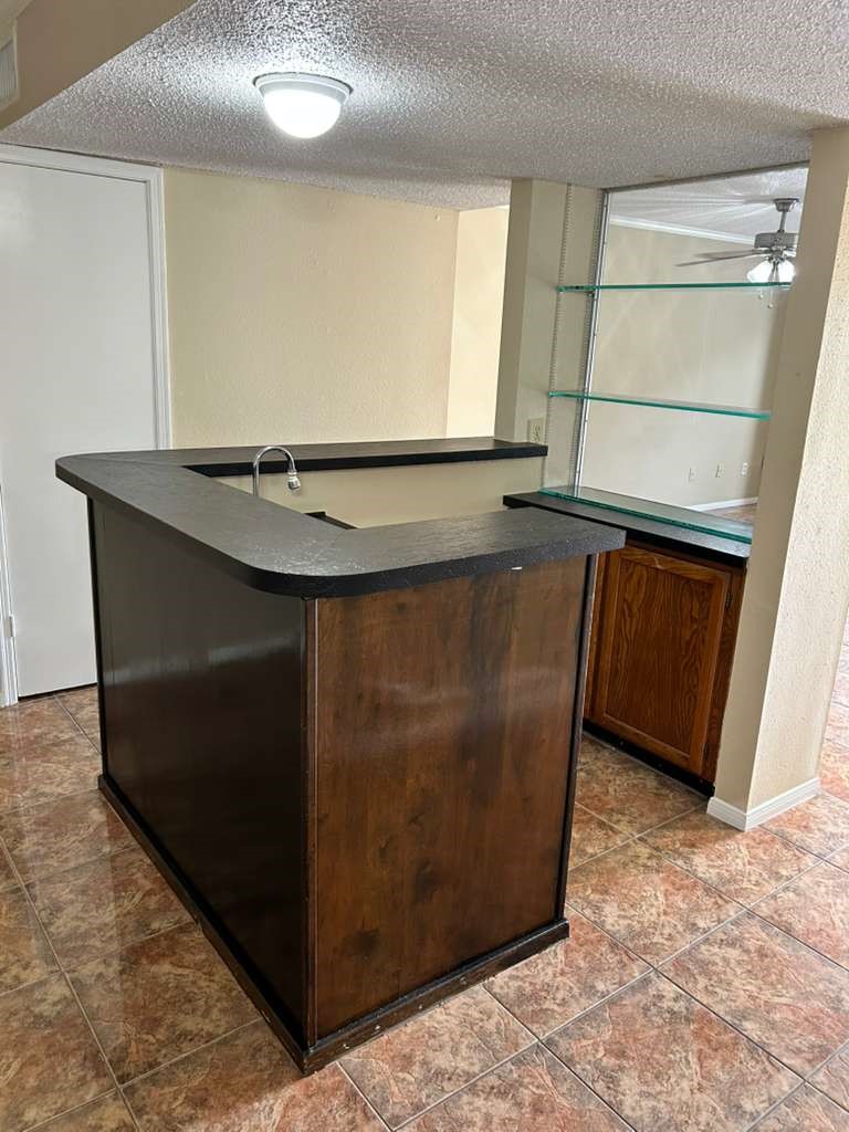 8351 Ariel Street Houston, TX 77074 - Photo 5 of 14
