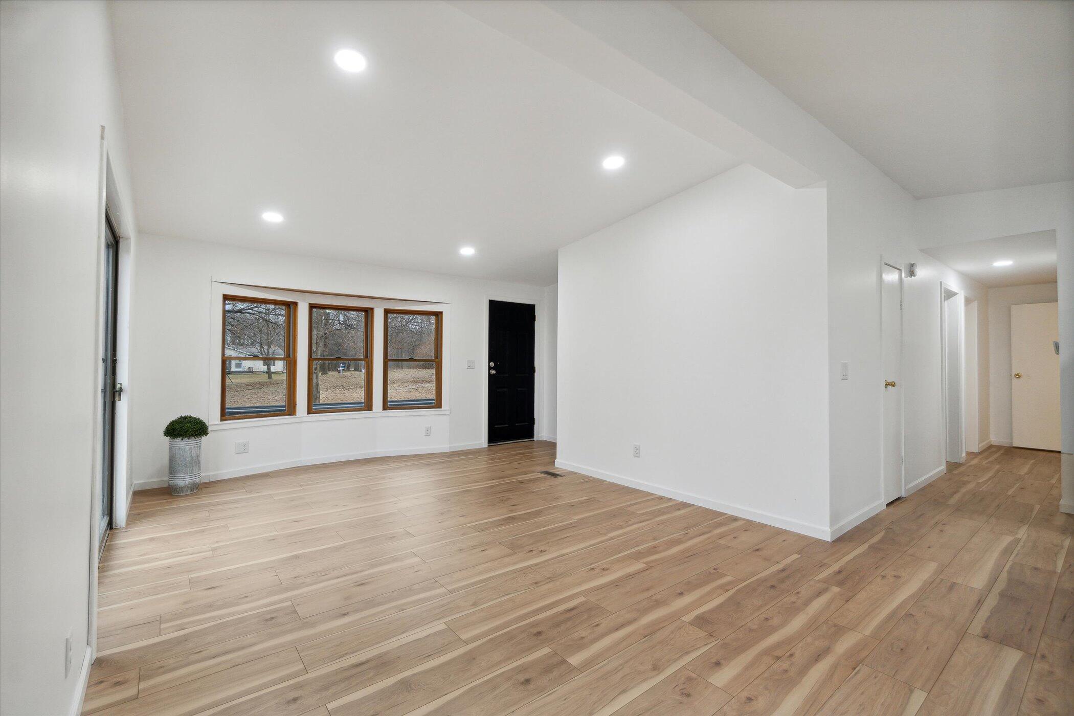 7710 South Stoney Lake Road Jackson, MI 49201 - Photo 11 of 43 11-7710-S-Stoney-Lake-Rd-Jackson-MI-4920