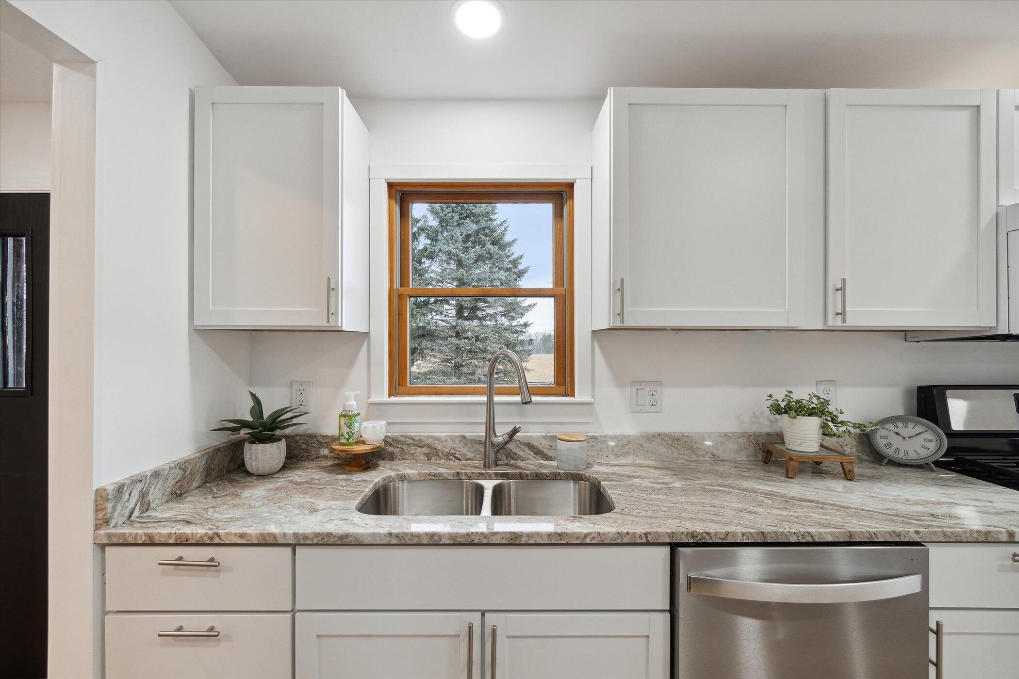 7710 South Stoney Lake Road Jackson, MI 49201 - Photo 15 of 43 16-7710-S-Stoney-Lake-Rd-Jackson-MI-4920