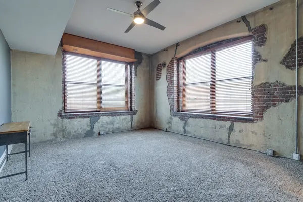 $2,150 | 137 East GE Patterson Avenue, Unit 202, Memphis, TN 38103