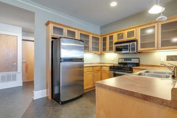 $2,150 | 137 East GE Patterson Avenue, Unit 202, Memphis, TN 38103