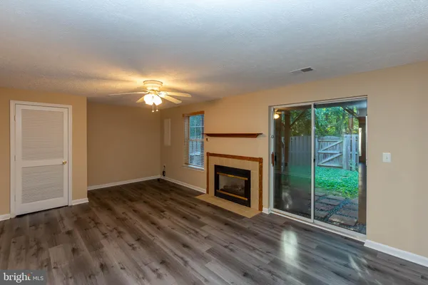 $2,450 | 506 Waters Cove Court, Stafford, VA 22554
