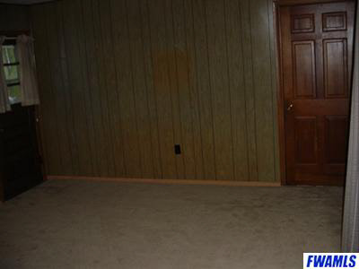 1825 Cherokee Road Fort Wayne, IN 46808 - Photo 2 of 3 Gallery Image 2