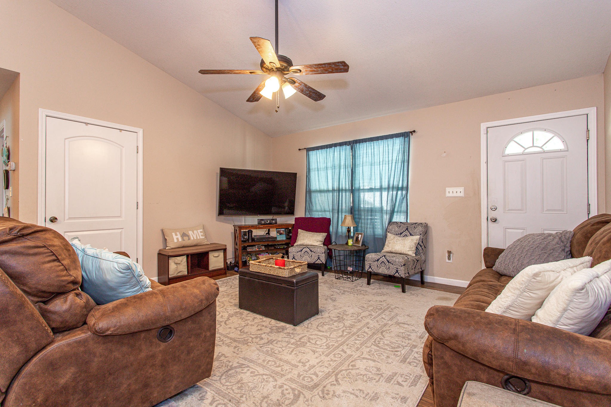 830 Collins Road Blaine, TN 37709 - Photo 6 of 34 a living room with furniture and a flat screen tv