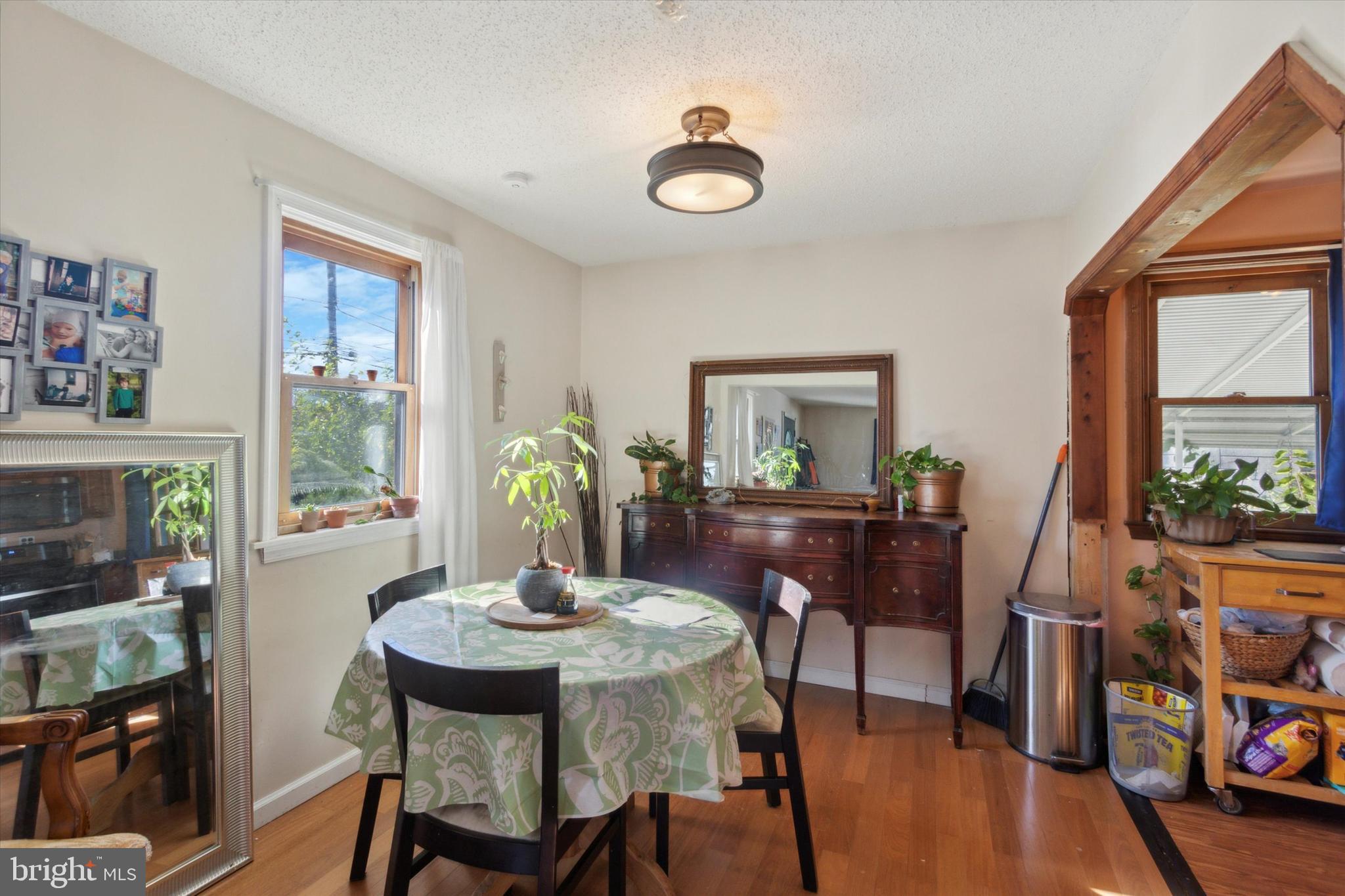 212 Amosland Road Holmes, PA 19043 - Photo 11 of 25 Gallery Image 11