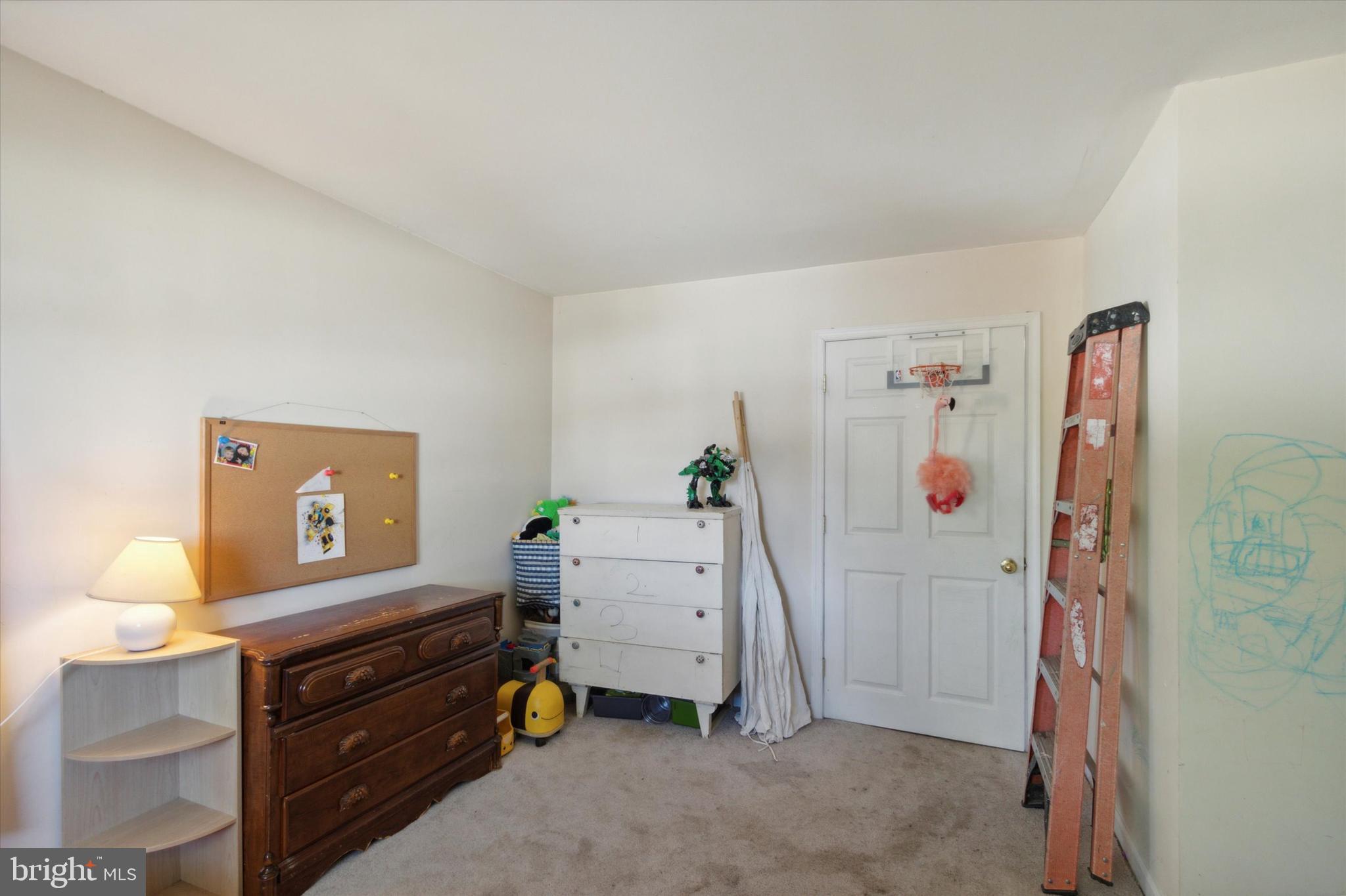 212 Amosland Road Holmes, PA 19043 - Photo 15 of 25 Gallery Image 15
