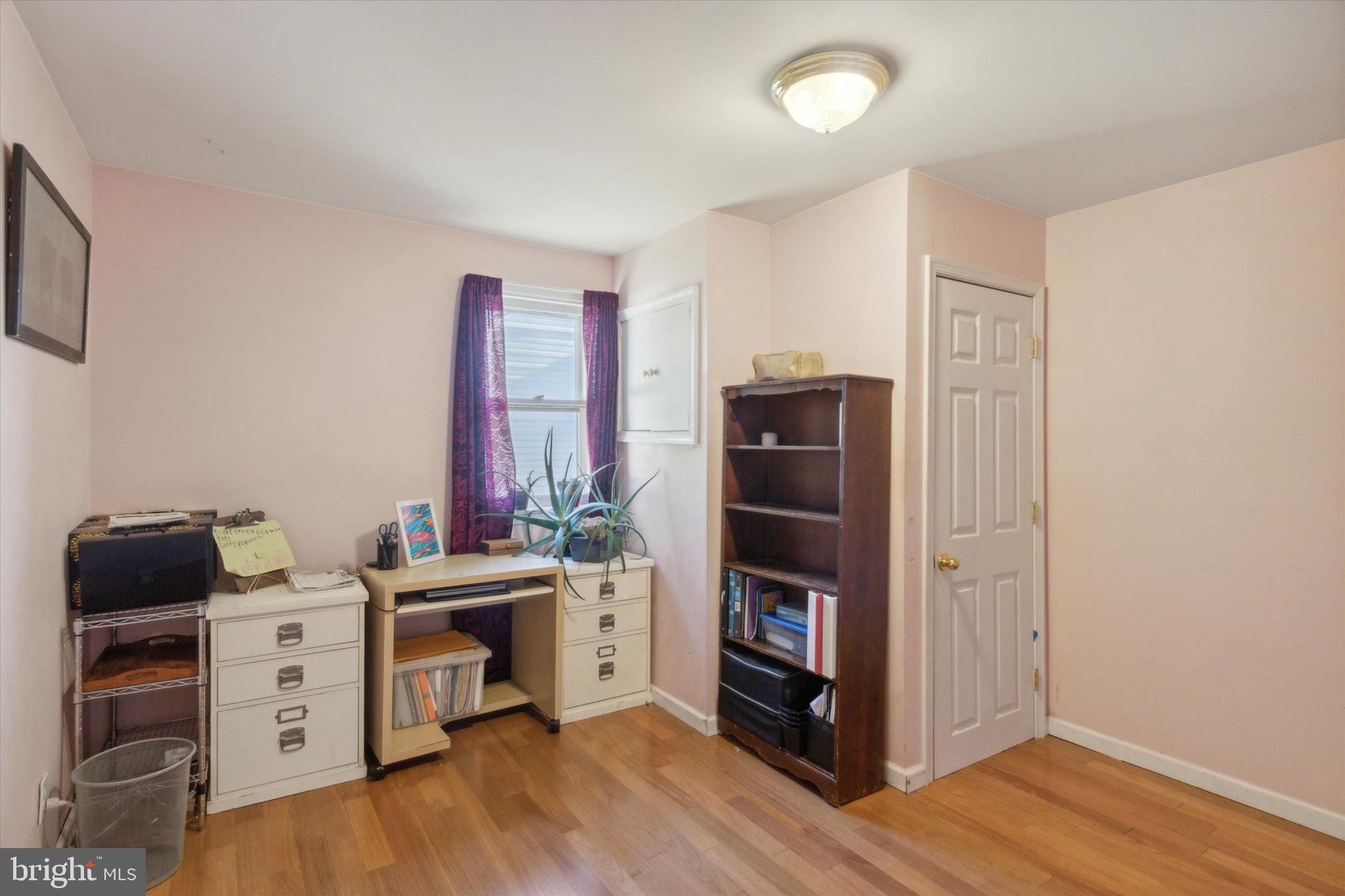 212 Amosland Road Holmes, PA 19043 - Photo 21 of 25 Gallery Image 21