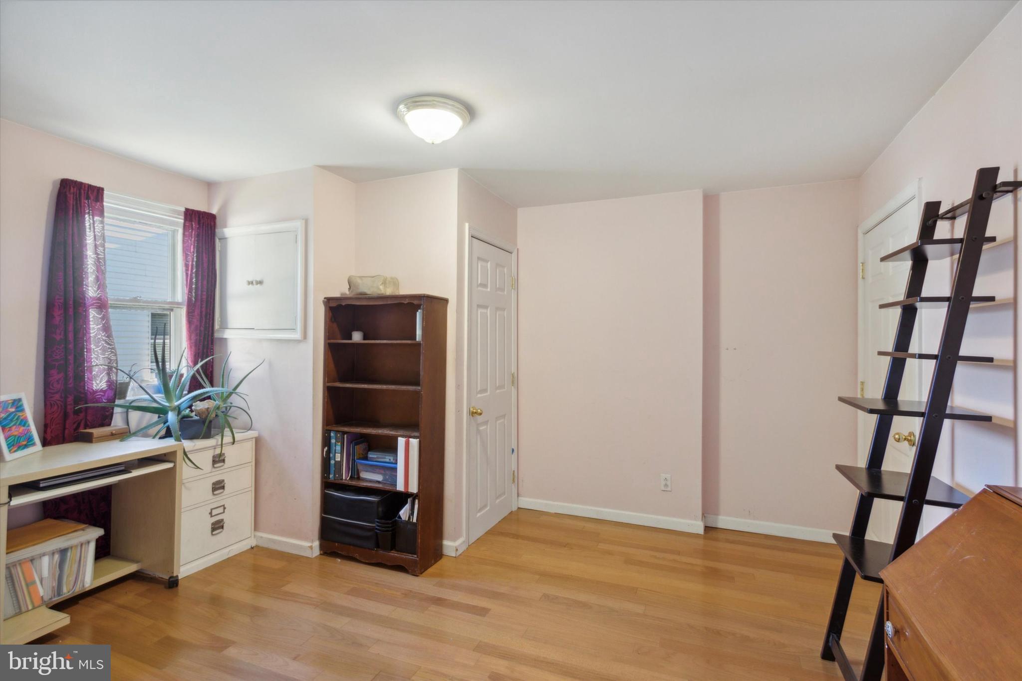 212 Amosland Road Holmes, PA 19043 - Photo 22 of 25 Gallery Image 22