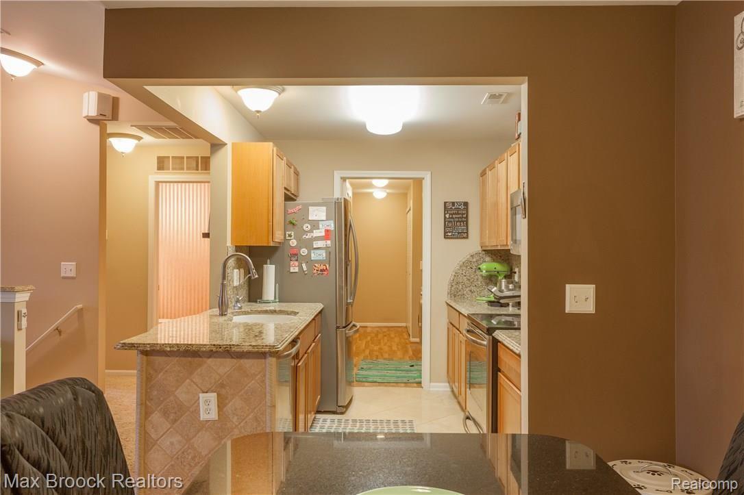 11750 Farmington Road, Unit 36 Livonia, MI 48150 - Photo 11 of 28 IMG_3248.JPG