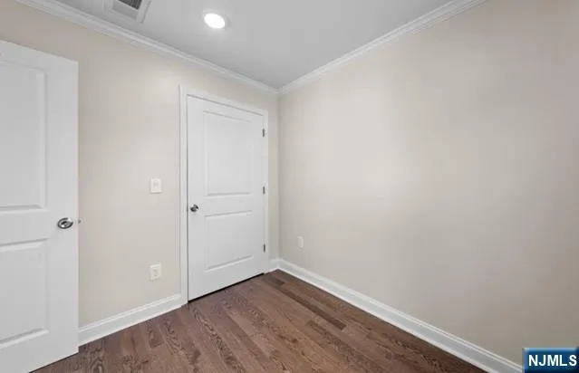 $595,000 | 165 Jerome Place, Bloomfield, NJ 07003