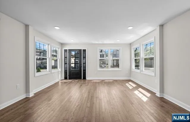 $595,000 | 165 Jerome Place, Bloomfield, NJ 07003