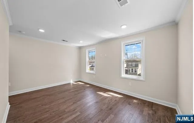 $595,000 | 165 Jerome Place, Bloomfield, NJ 07003