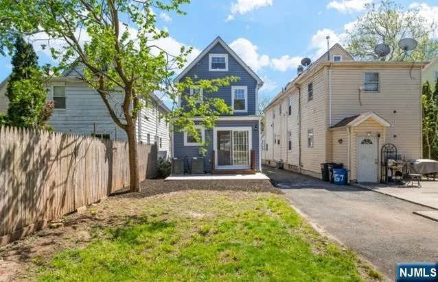 $595,000 | 165 Jerome Place, Bloomfield, NJ 07003